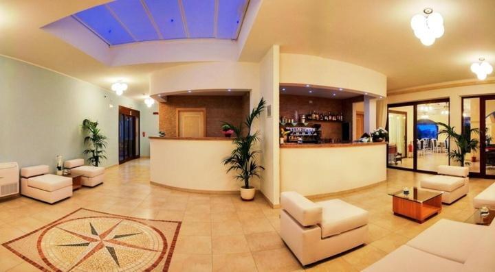 Hotel Ristorante Il Vascello Коста Рей Экстерьер фото