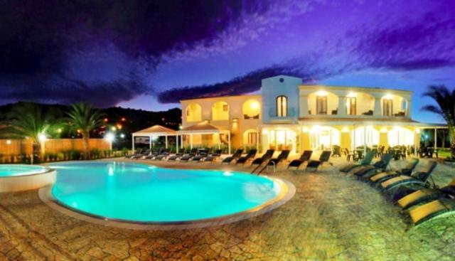 Hotel Ristorante Il Vascello Коста Рей Экстерьер фото