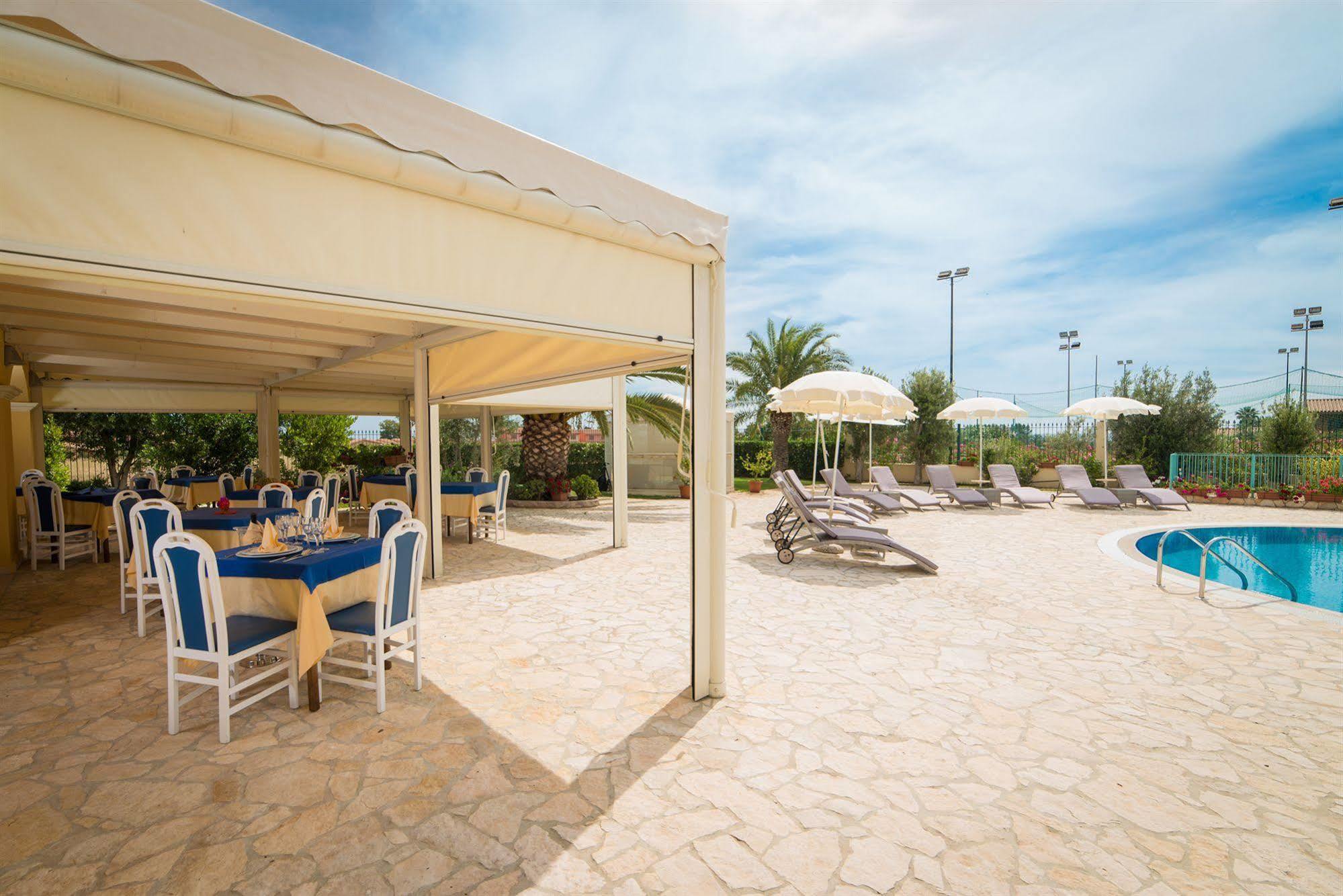 Hotel Ristorante Il Vascello Коста Рей Экстерьер фото